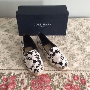 COLE HAAN BLACK/WHITE ESPADRILLES NIB